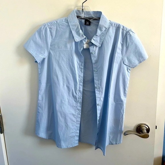 Other - NWT Gap Kids Button Down Light Blue Cotton stretchy shortsleeved Shirt 14/16 XXL